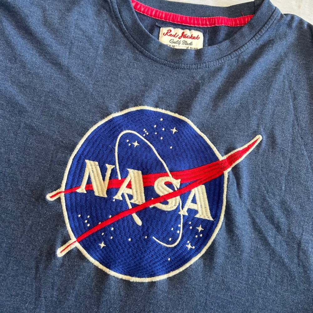 Red Jacket NASA T-Shirt Mens Large Navy Blue Embroidered Long Sleeve Graphic Tee